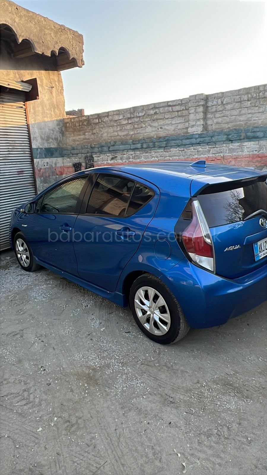 Toyota aqua S
