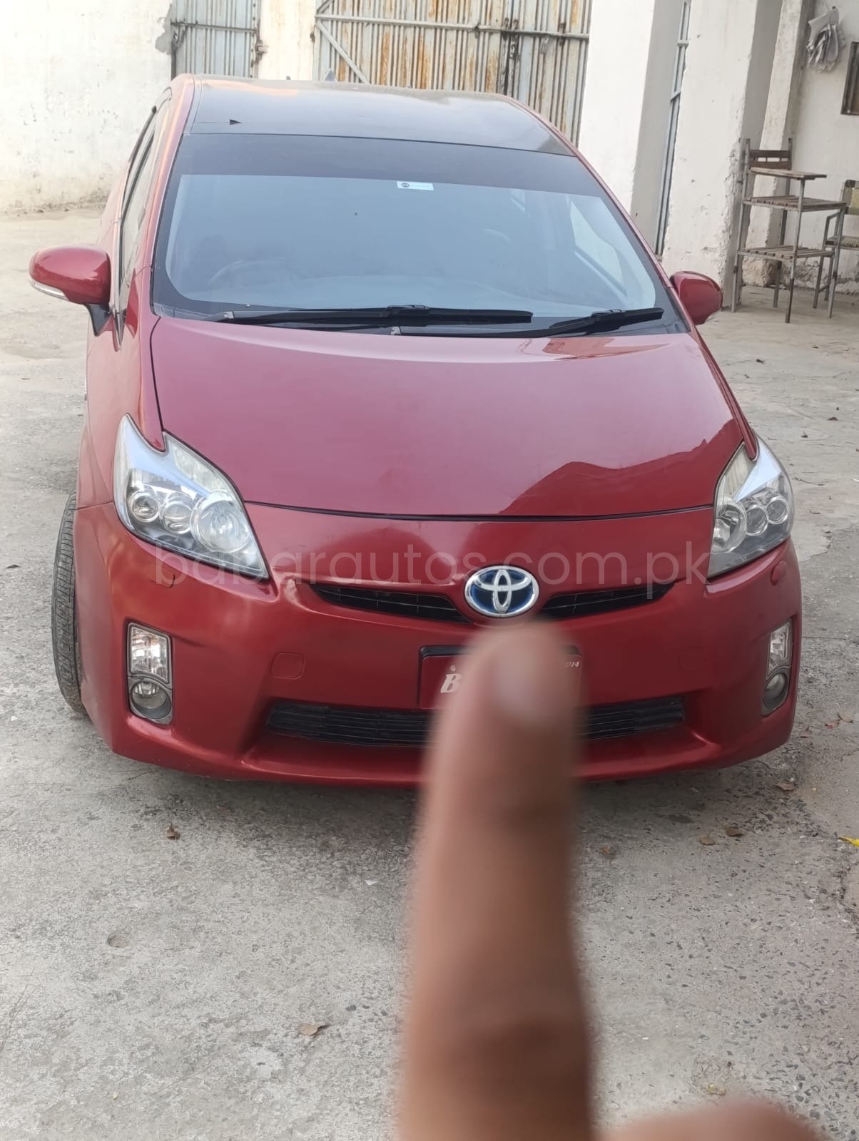 Red color Prius 2014 model