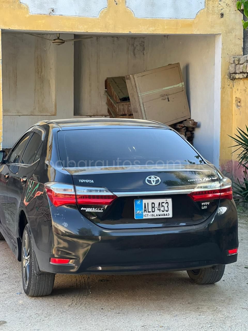 Toyota carolla altis 1.6