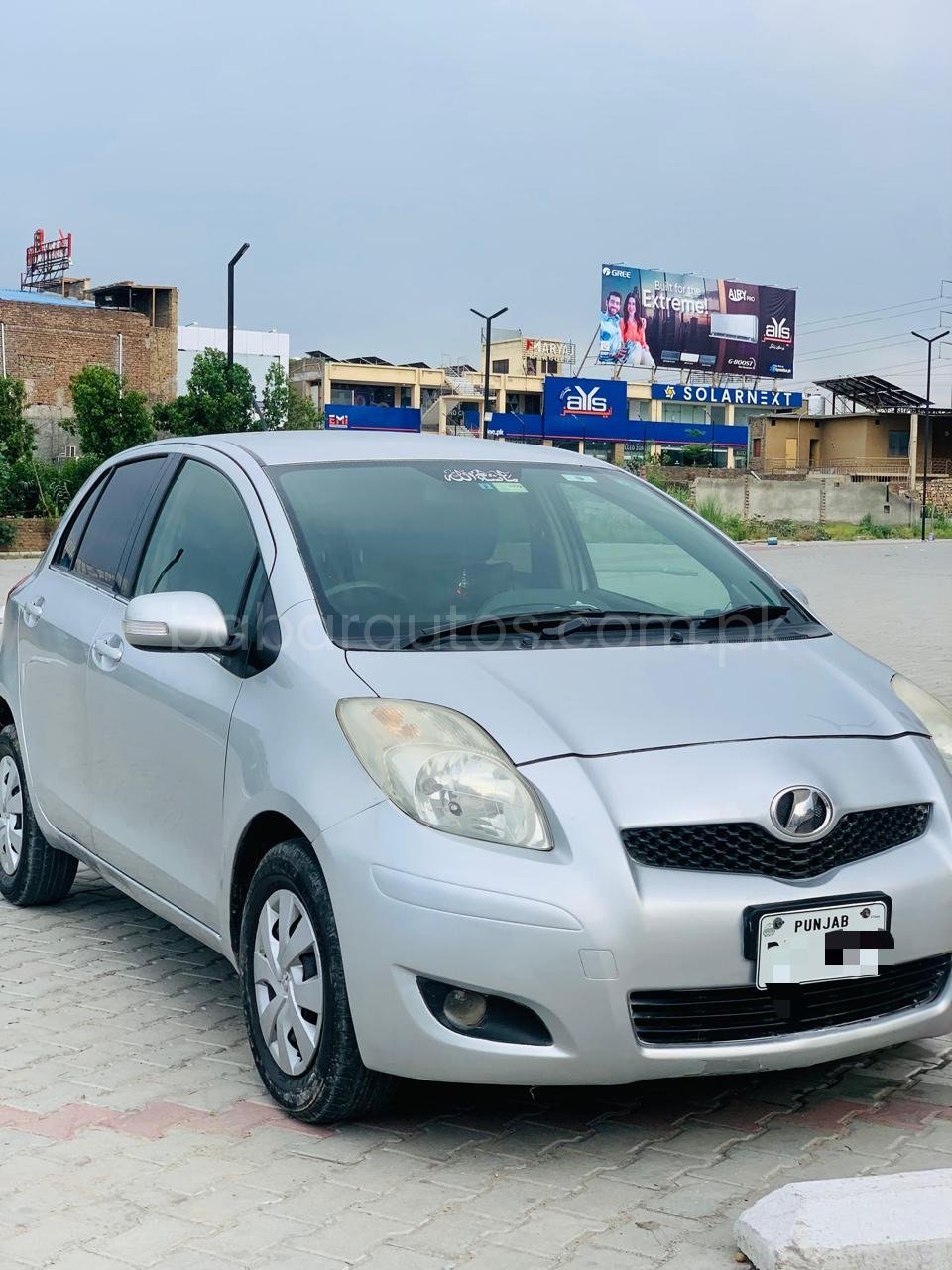 Toyota vitz 2008/2013