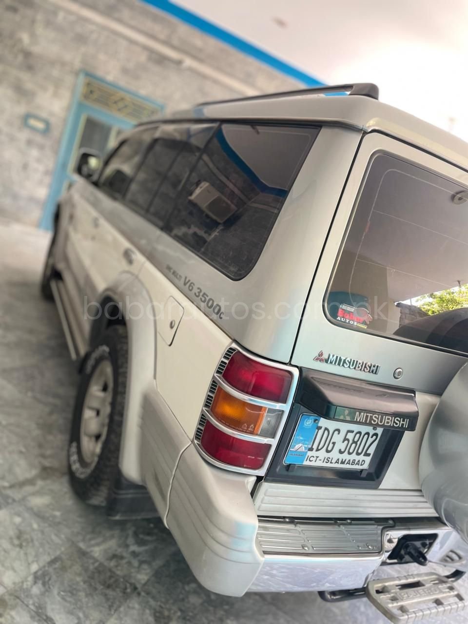 Mitsubishi Pajero V6 Doch