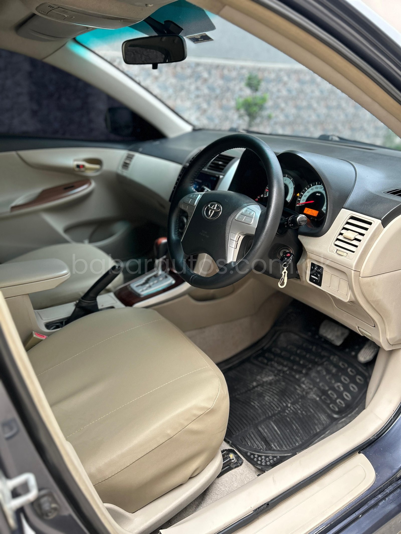 Toyota Corolla Altis Full Option 2013
