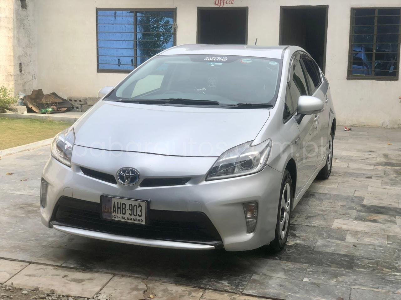 2014/18 Prius total genuine