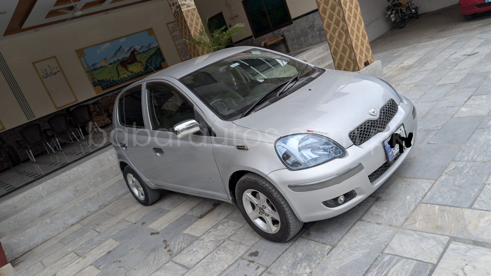 Toyota vitz 2003 FL