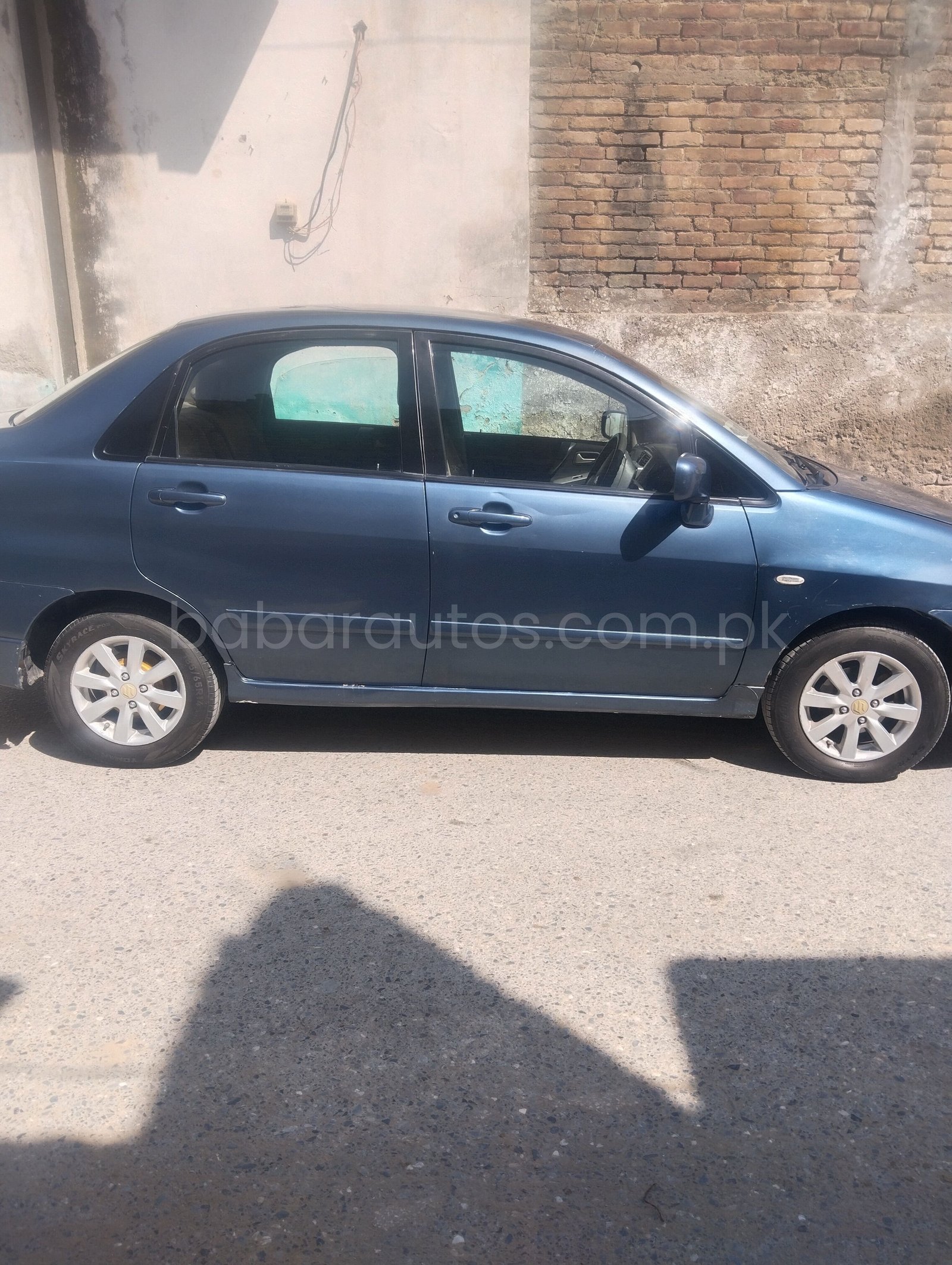 Suzuki liana LXI