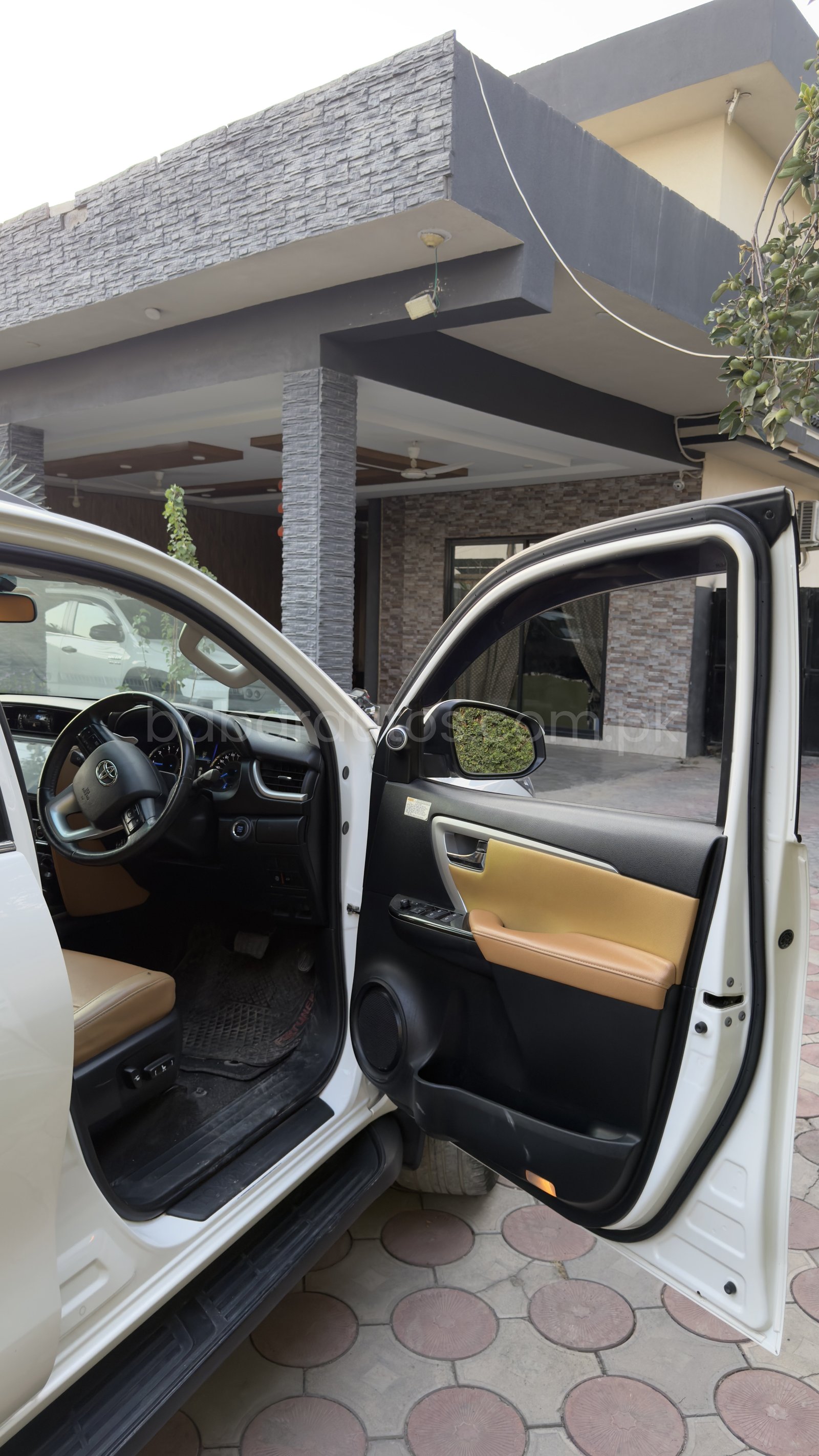 Car Thumbnail