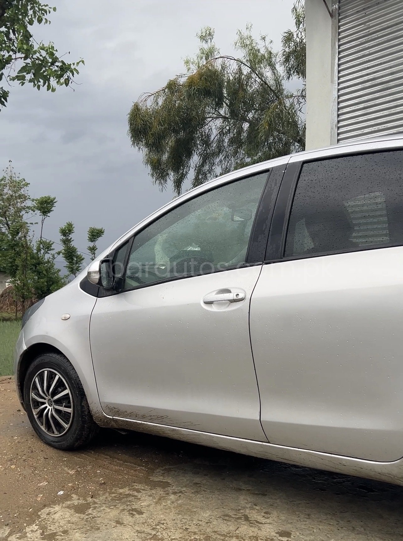 Toyota vitz 2006/2012