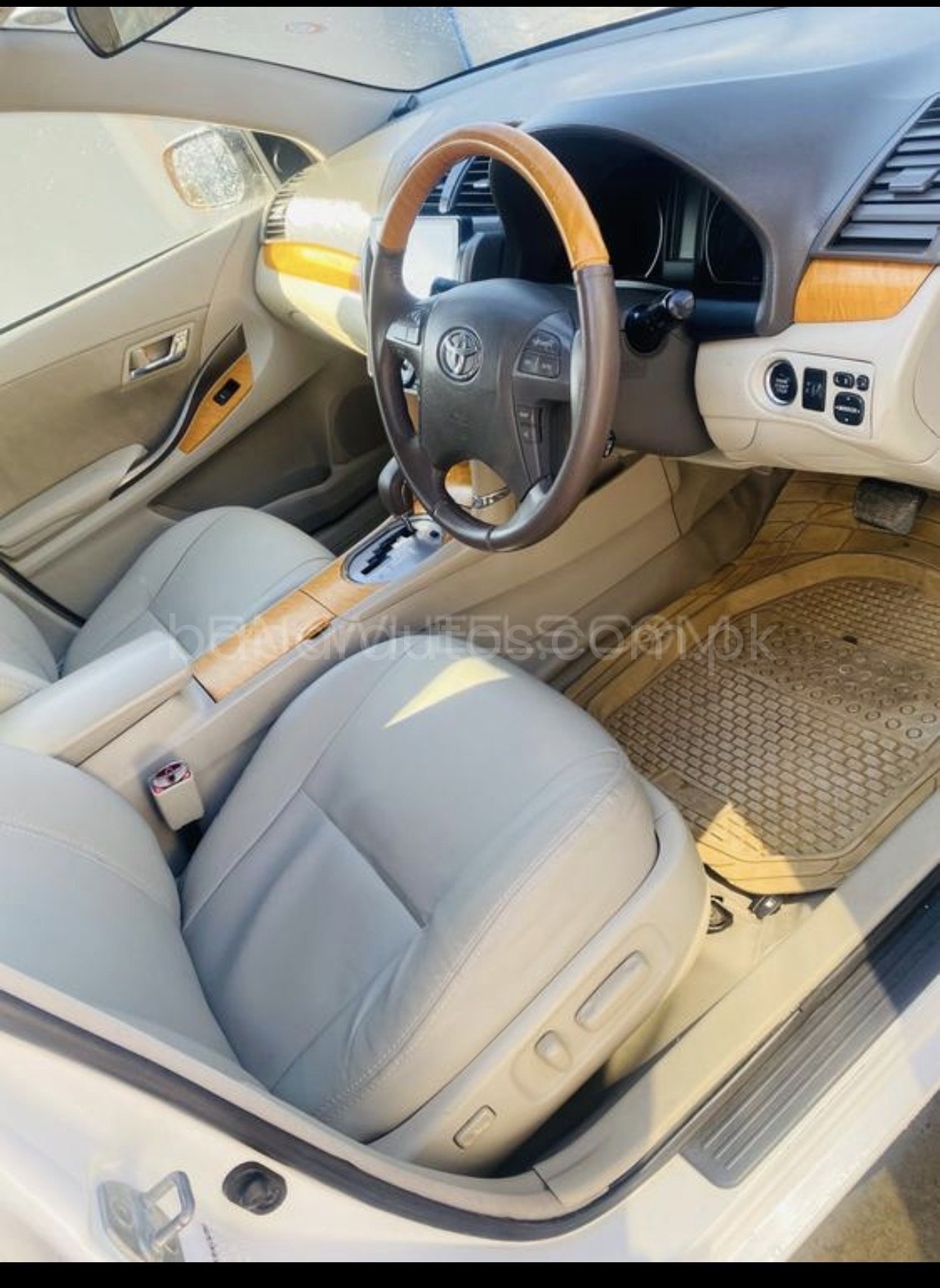 Toyota premio 2008 XEX